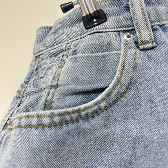 High Waist Raw Hem Denim Shorts/Skorts style size medium - Picture 6 of 10